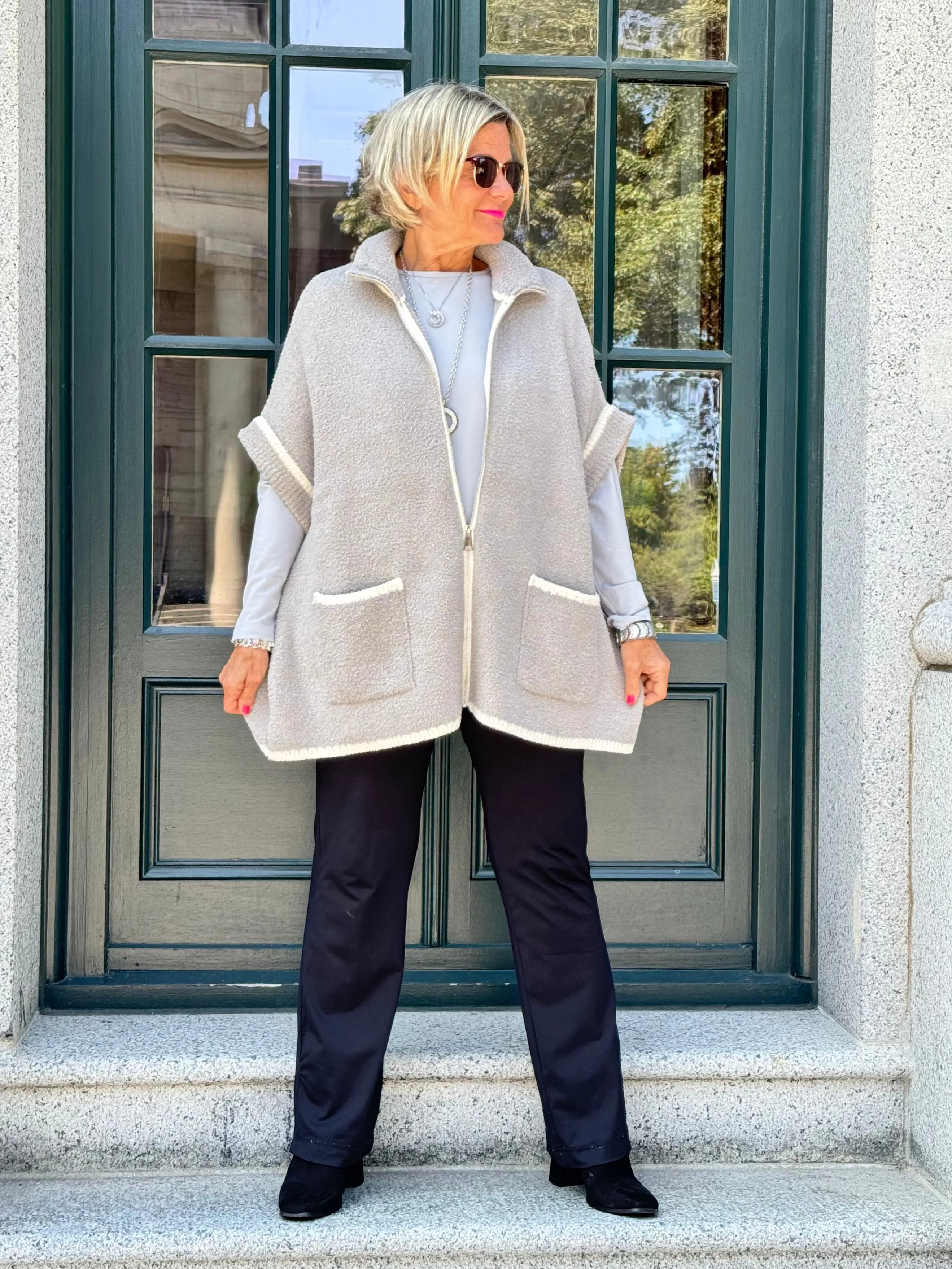 AUTUMN GRAY ZIPPER JACKET