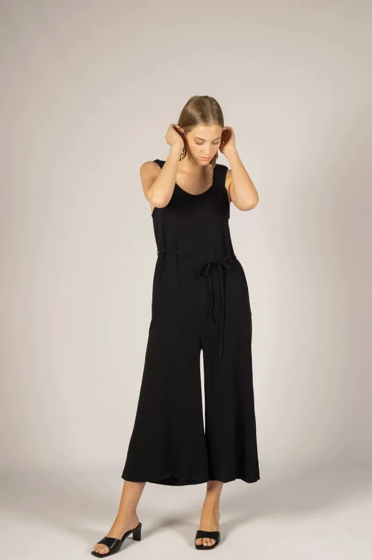 Black Linen Scrunchie Strap Jumpsuit