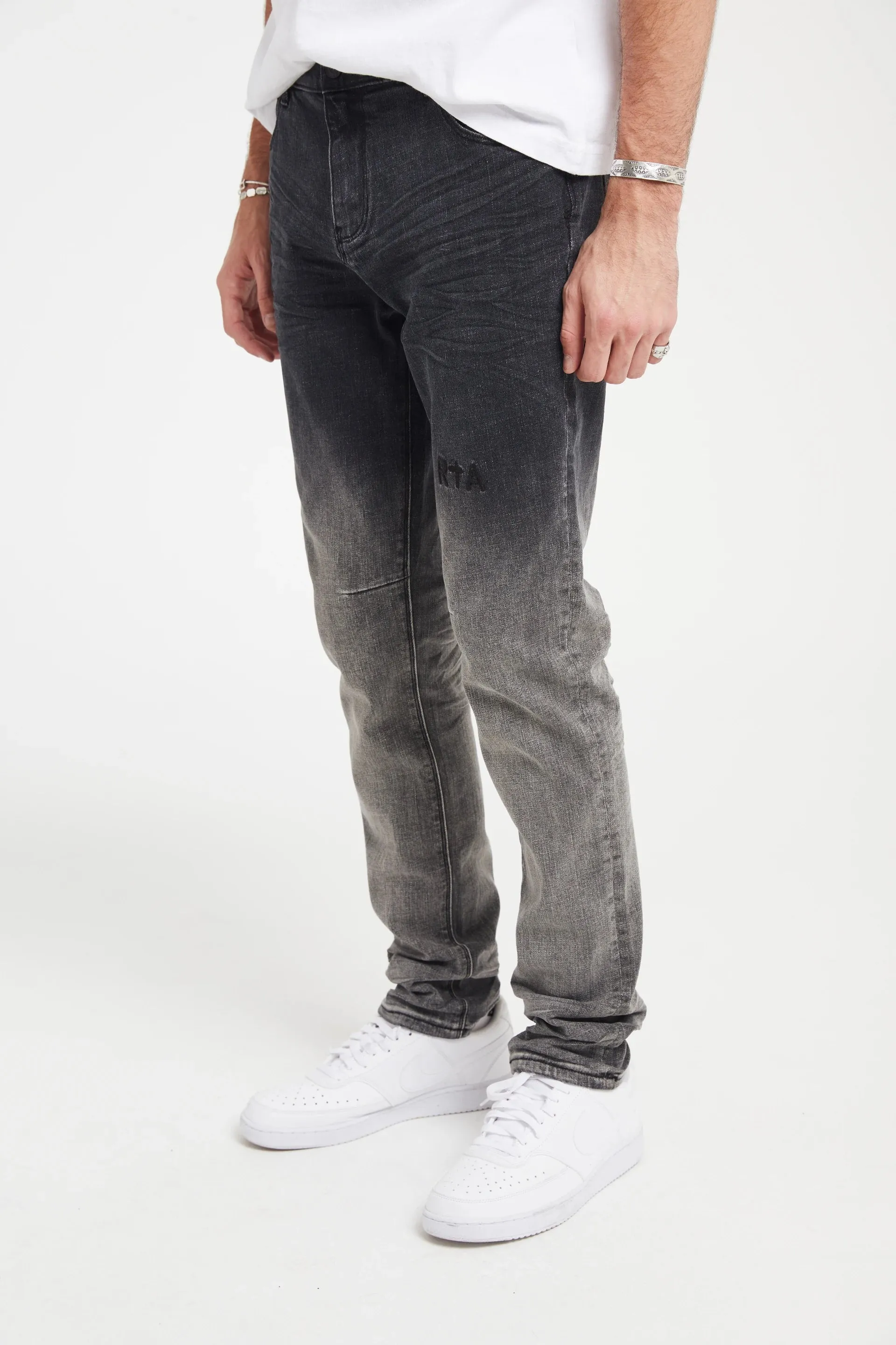 BRYANT SKINNY JEAN | LIGHT CHARCOAL