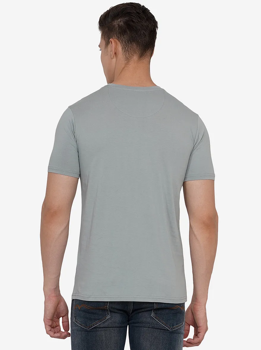 Iron Grey Solid Slim Fit T-Shirt | JadeBlue