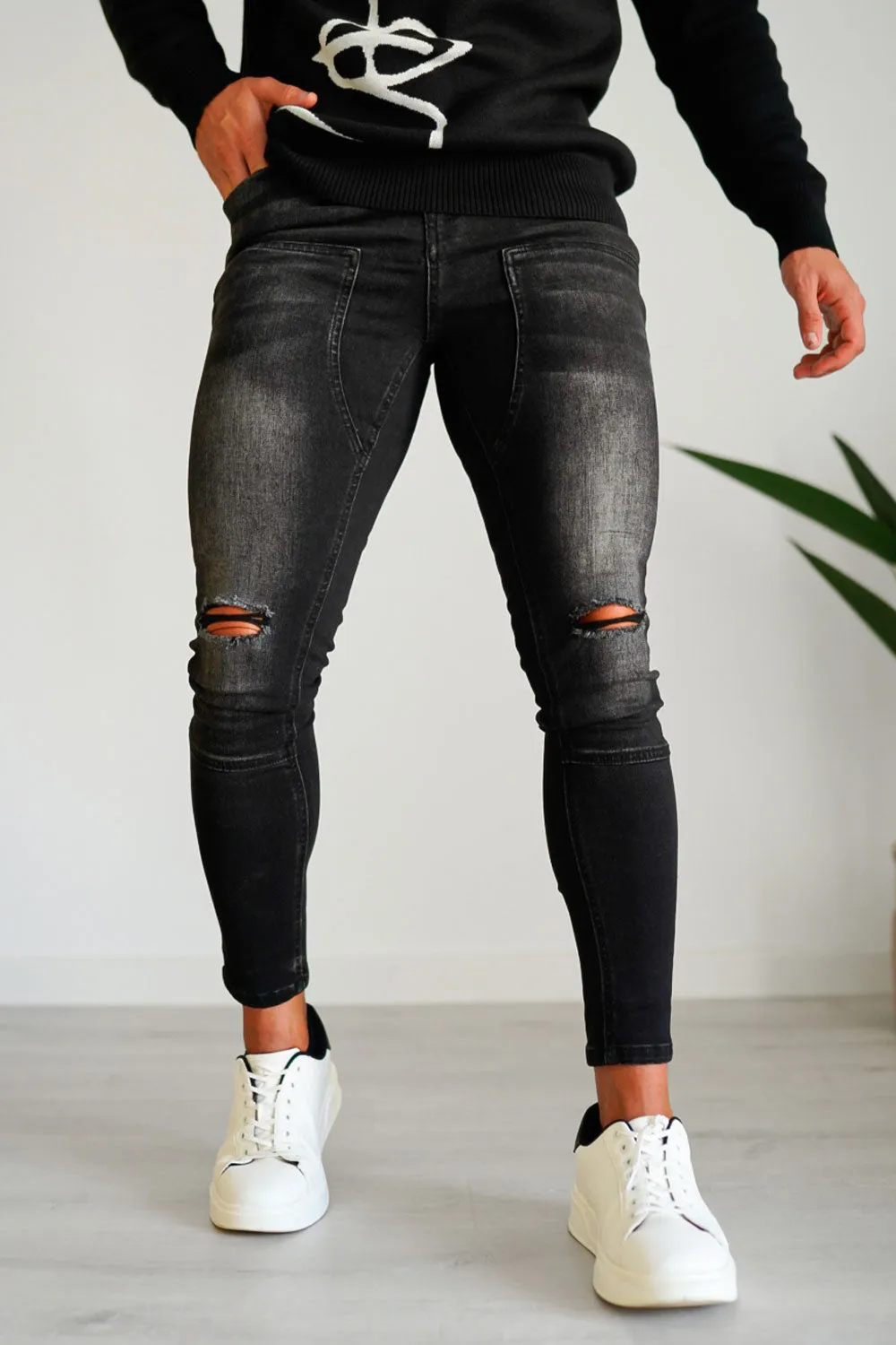 Men's Black Ripped Stretch Jean