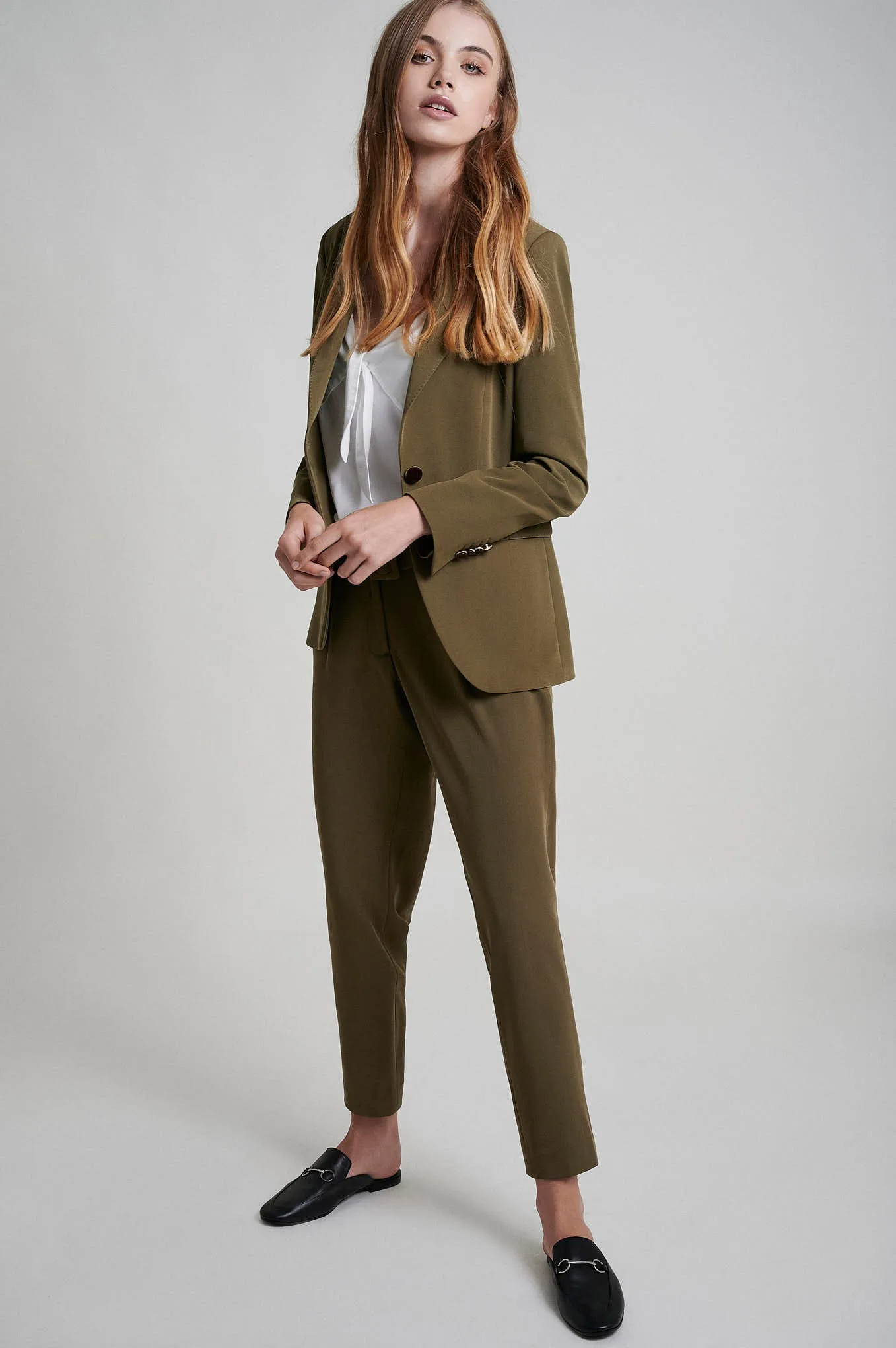 Single-button blazer