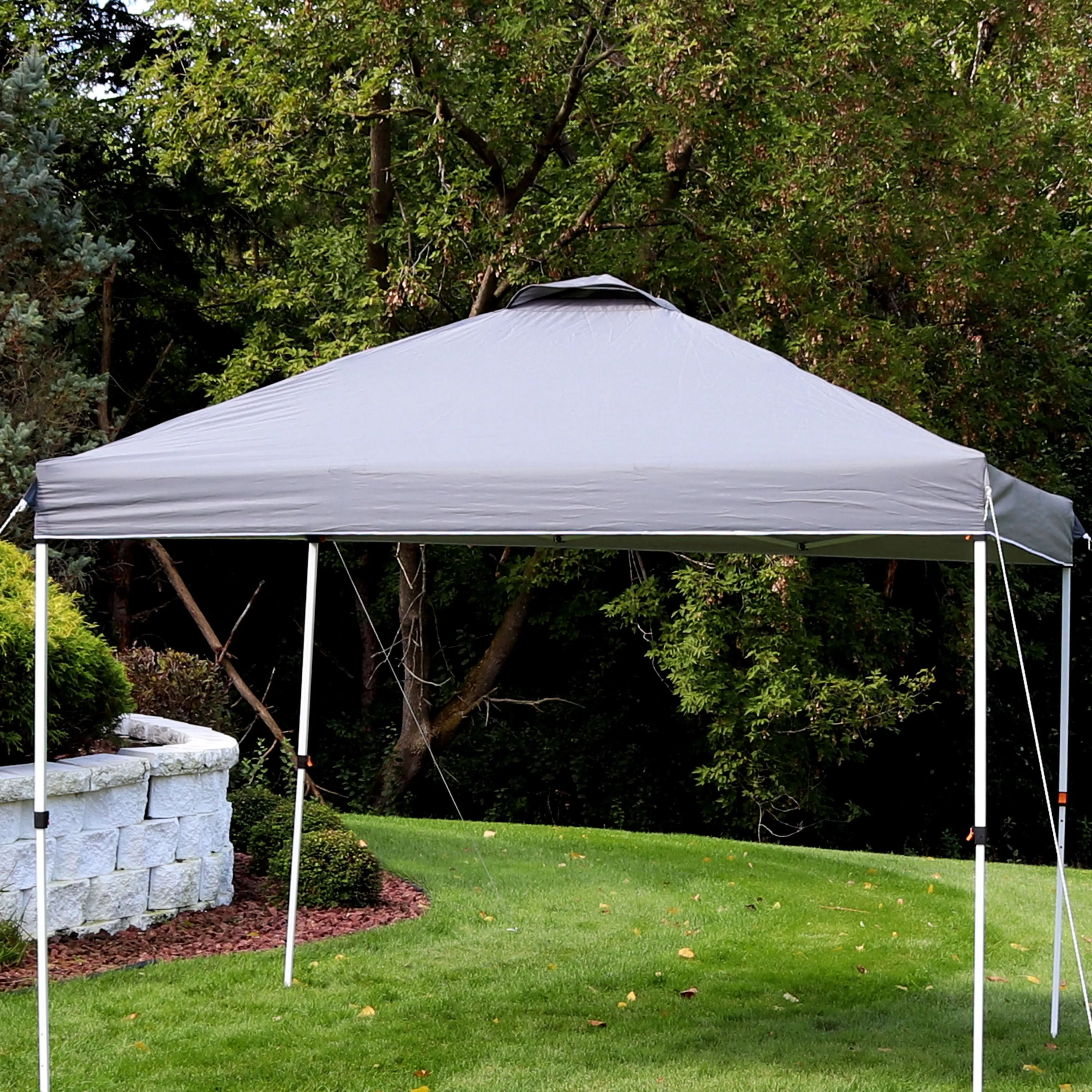 Sunnydaze Premium Oxford Fabric Pop-Up Canopy Shade with Vent